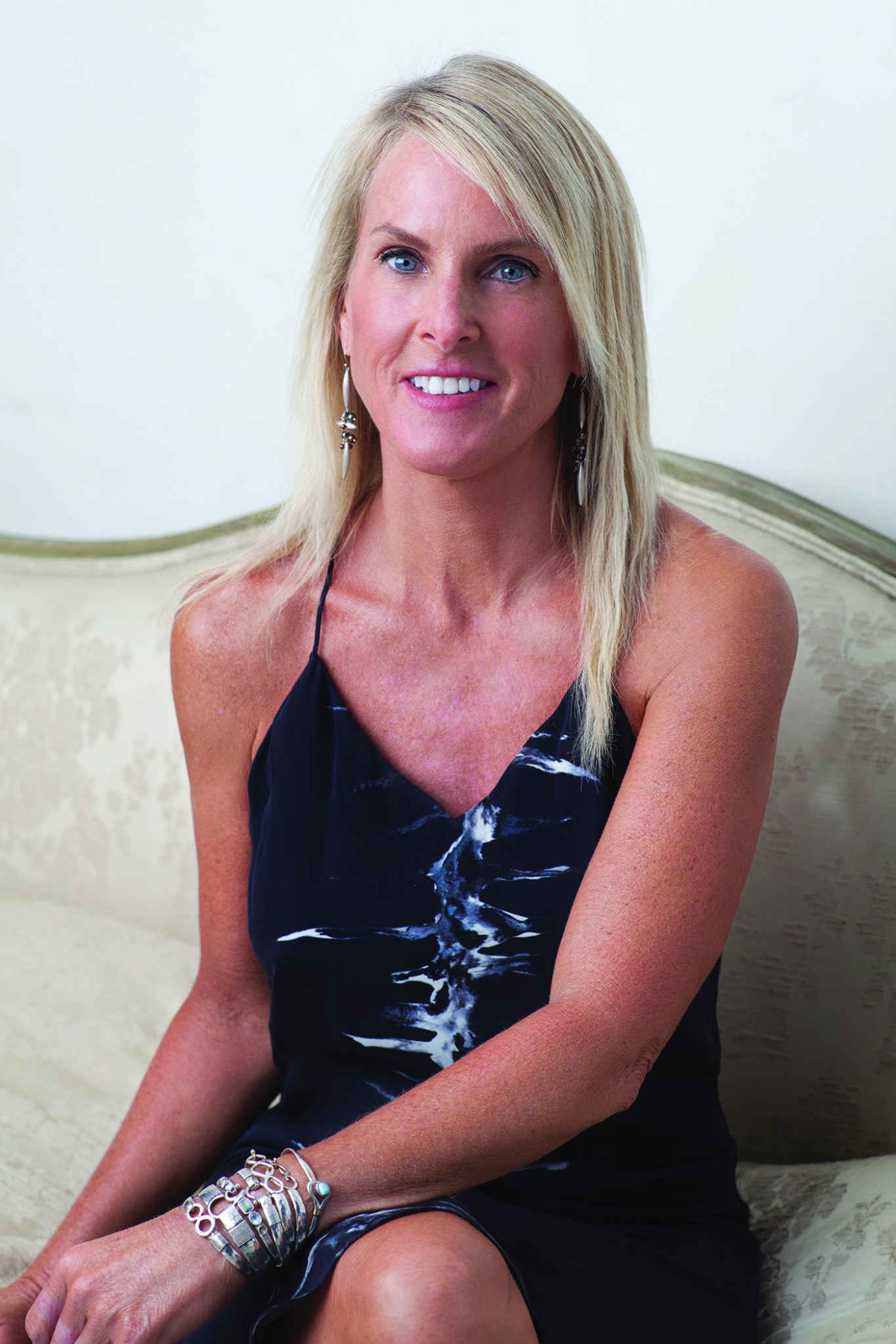 ABOUT ELIN HILDERBRAND | Elin Hilderbrand